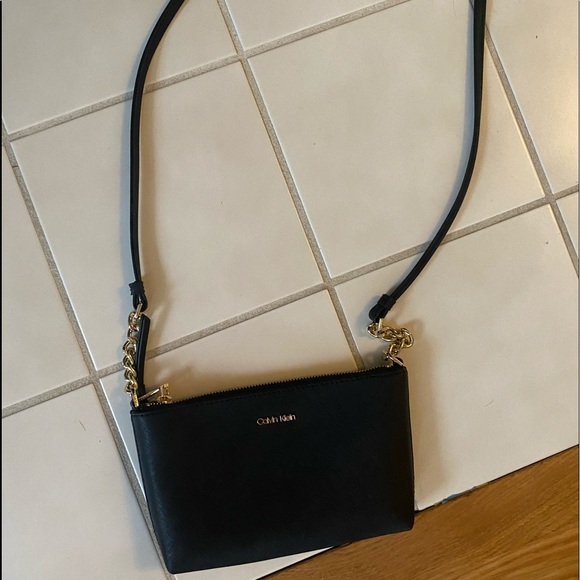 Calvin Klein Crossbody